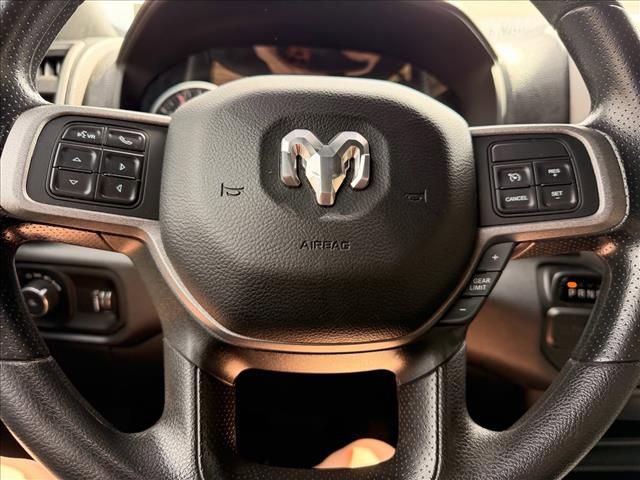 Used 2022 RAM 2500 Tradesman AWD/4WD image 21