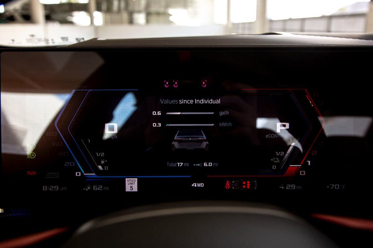 New 2026 BMW M5 w/ Carbon Package image 11