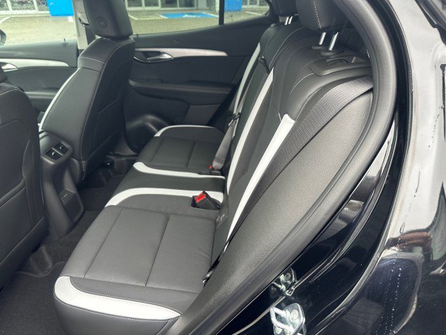 New 2025 Buick Envision Sport Touring image 16