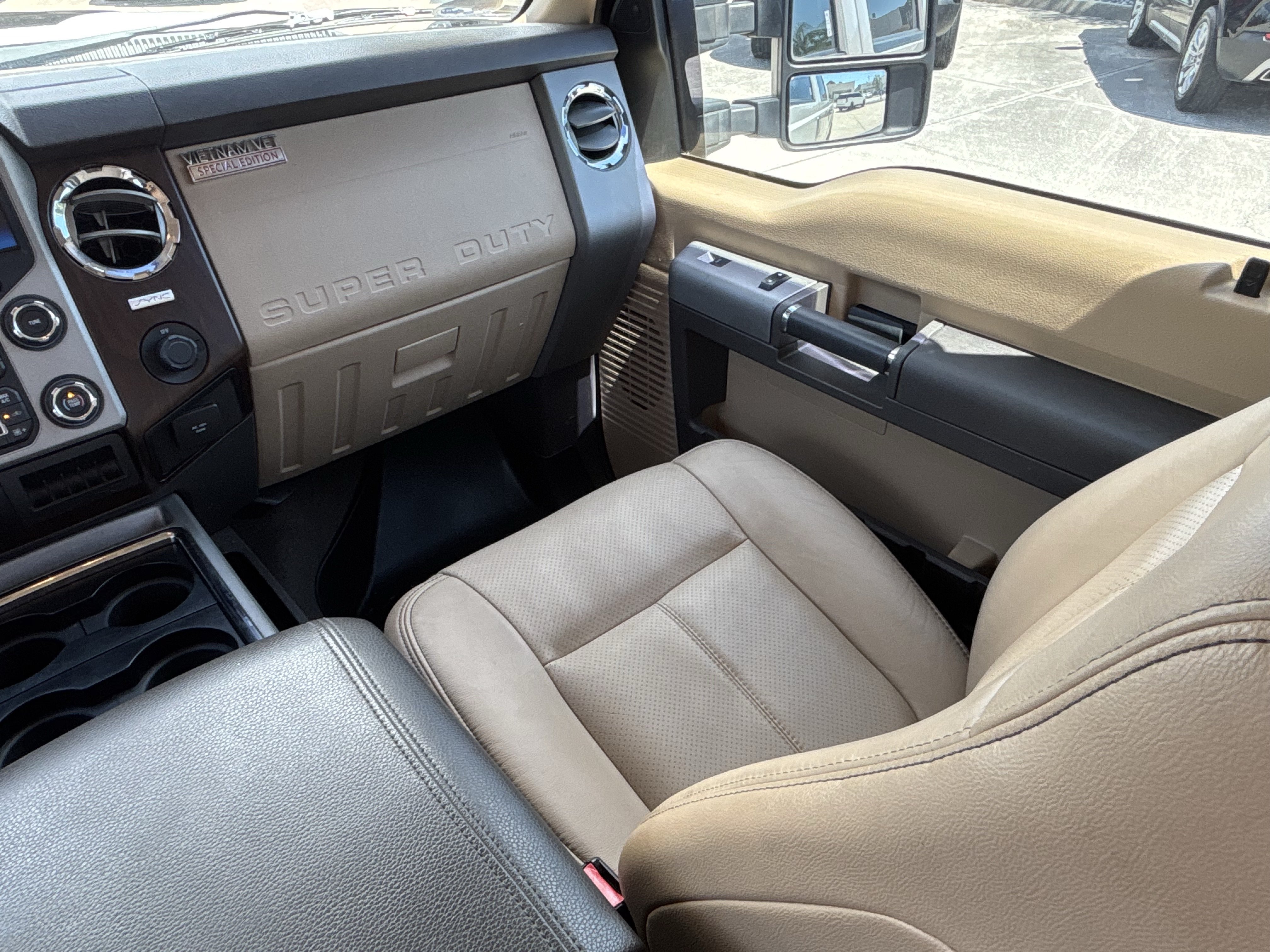 Used 2016 Ford F250 Lariat w/ Lariat Ultimate Package AWD/4WD image 17
