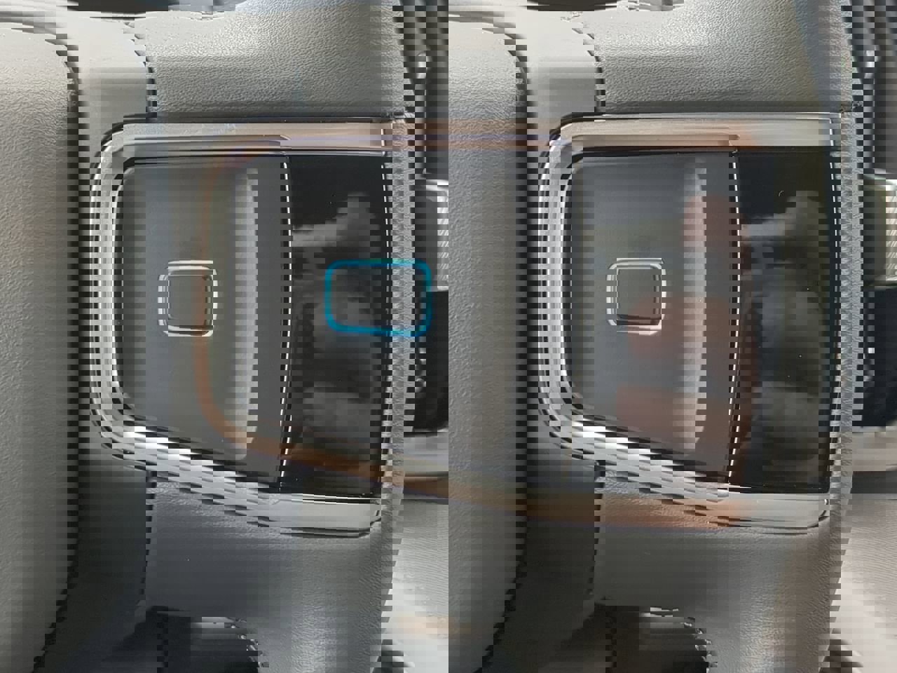 New 2026 Ford Expedition Active image 24