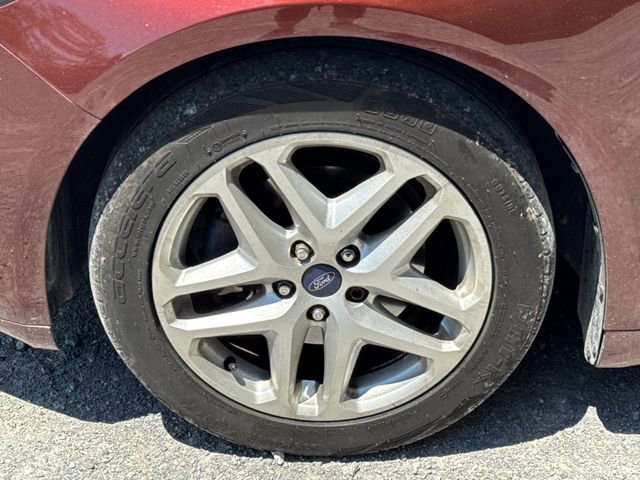 Used 2016 Ford Fusion SE FWD image 21