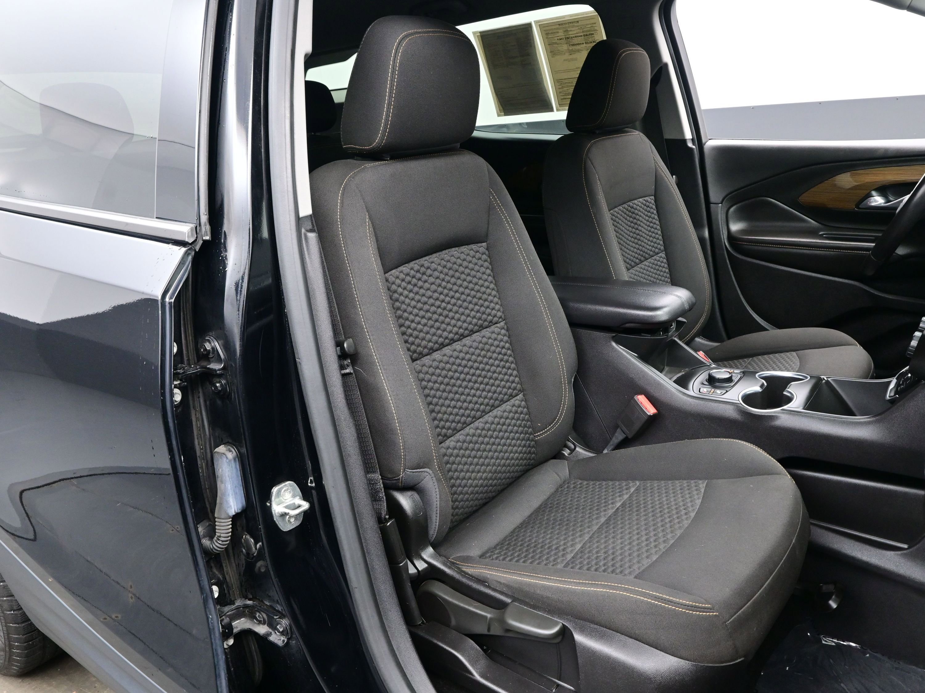 Used 2019 GMC Terrain SLE w/ Driver Convenience Package image 14