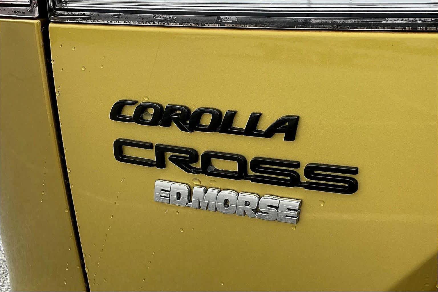 Used 2024 Toyota Corolla Cross AWD Hybrid w/ Moonroof Package image 31