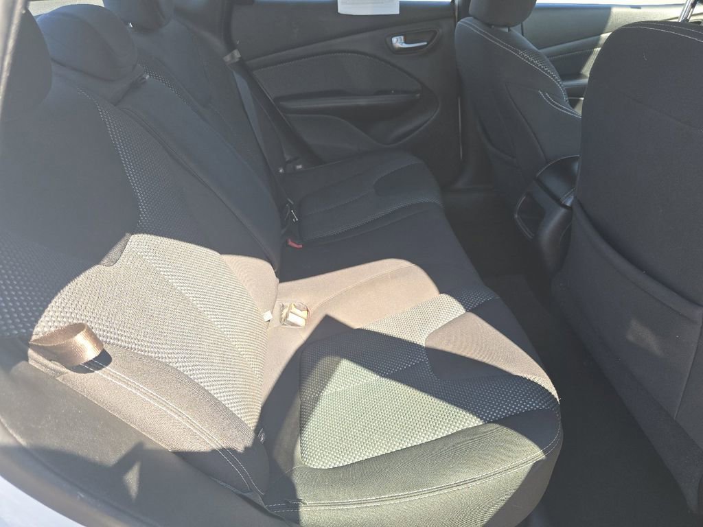 Used 2016 Dodge Dart SXT image 14