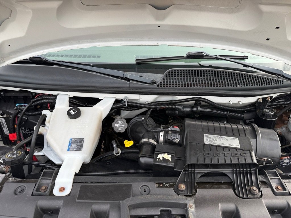Used 2016 GMC Savana 3500 RWD image 31