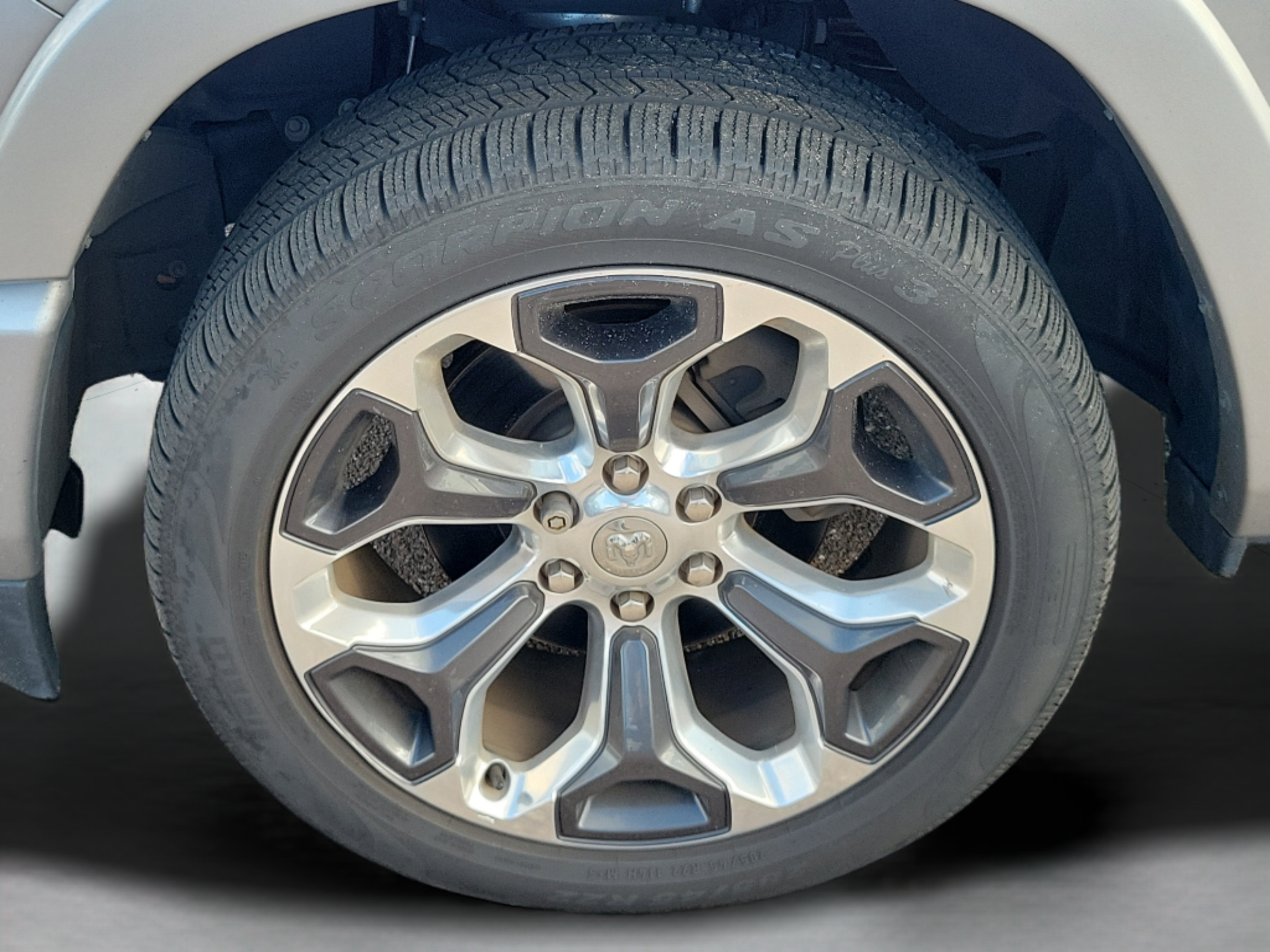 Used 2020 RAM 1500 Limited AWD/4WD image 30