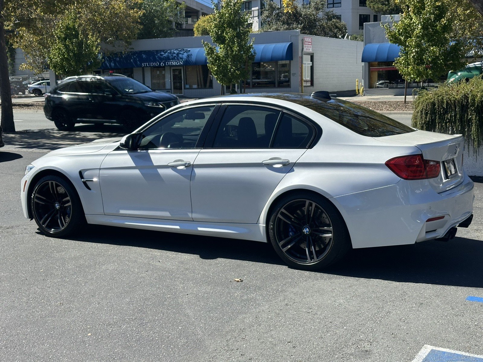 Used 2015 BMW M3 RWD image 12