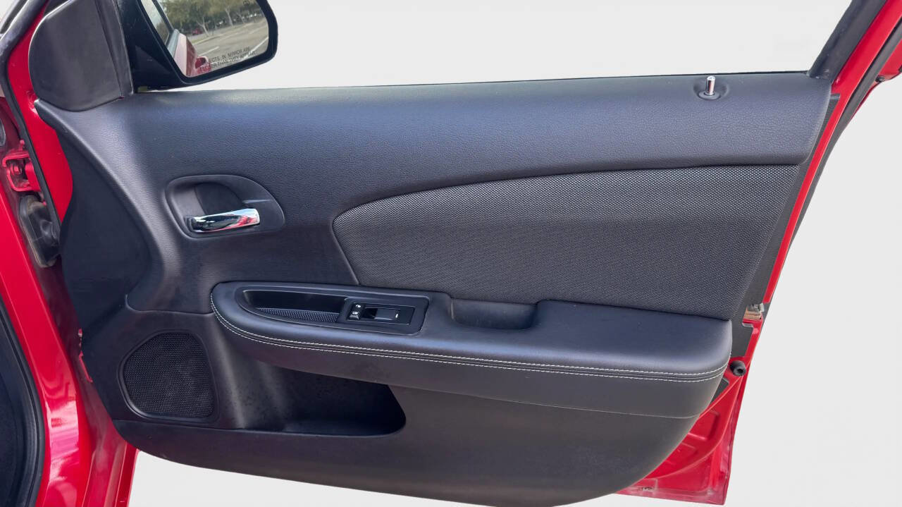 Used 2011 Dodge Avenger Mainstreet w/ Cold Weather Group image 16