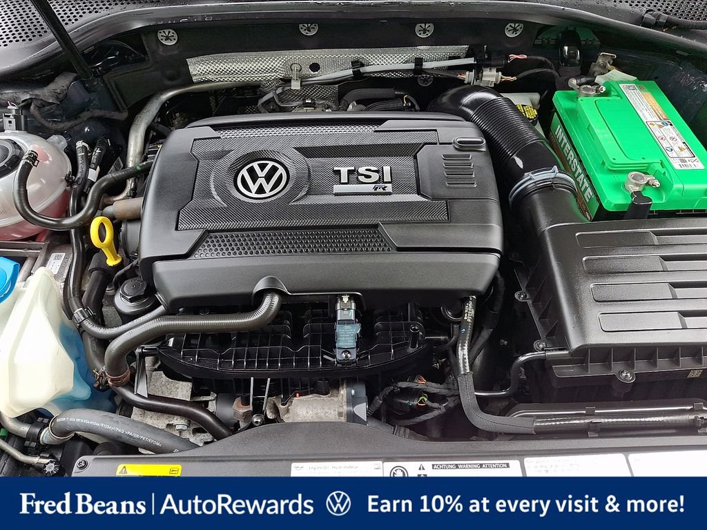 Used 2018 Volkswagen Golf R 4-Door AWD/4WD image 33