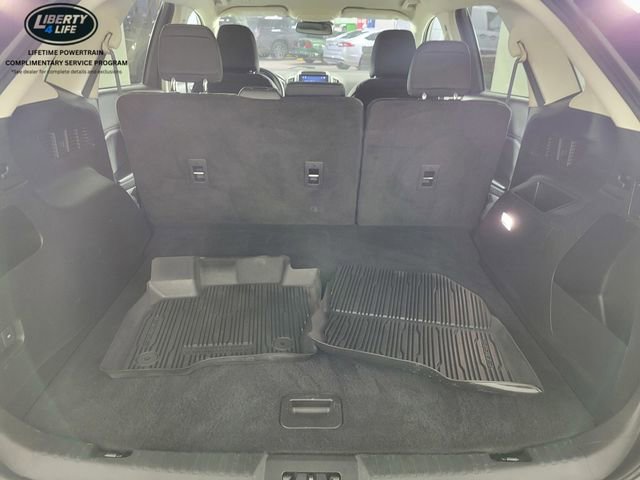 Used 2024 Ford Edge SE w/ Black Appearance Package image 16