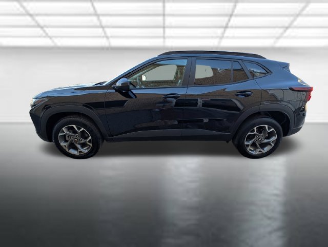 Certified 2025 Chevrolet Trax LT FWD image 25