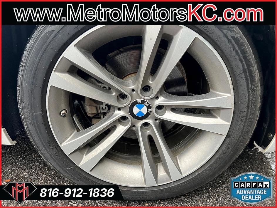 Used 2018 BMW 330i Gran Turismo xDrive image 18