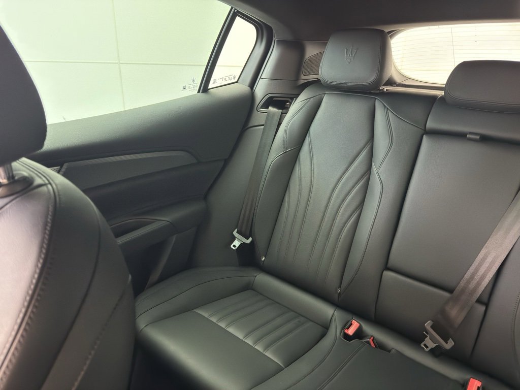 Used 2024 Maserati Grecale GT image 13