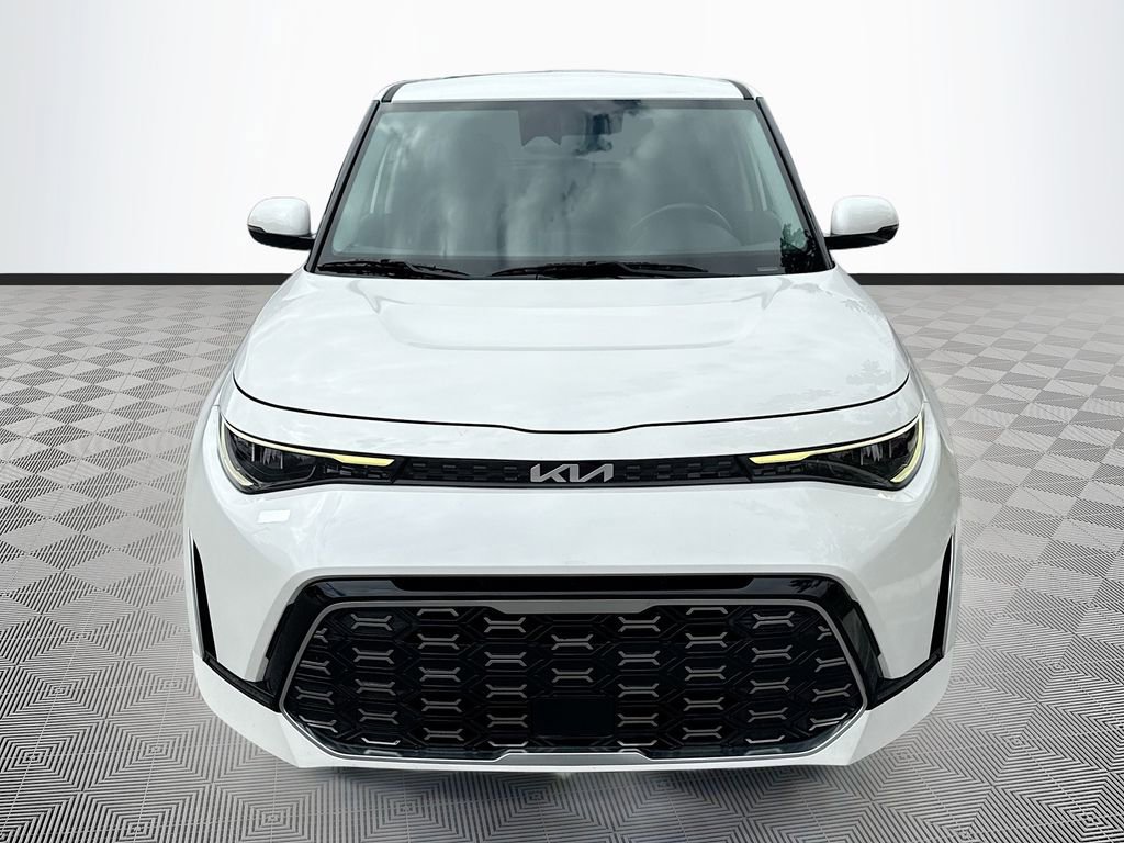 Used 2024 Kia Soul GT-Line w/ GT-Line Technology Package image 2