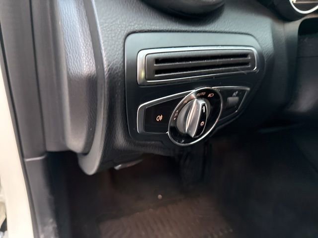 Used 2015 Mercedes-Benz C 300 4MATIC Sedan image 18