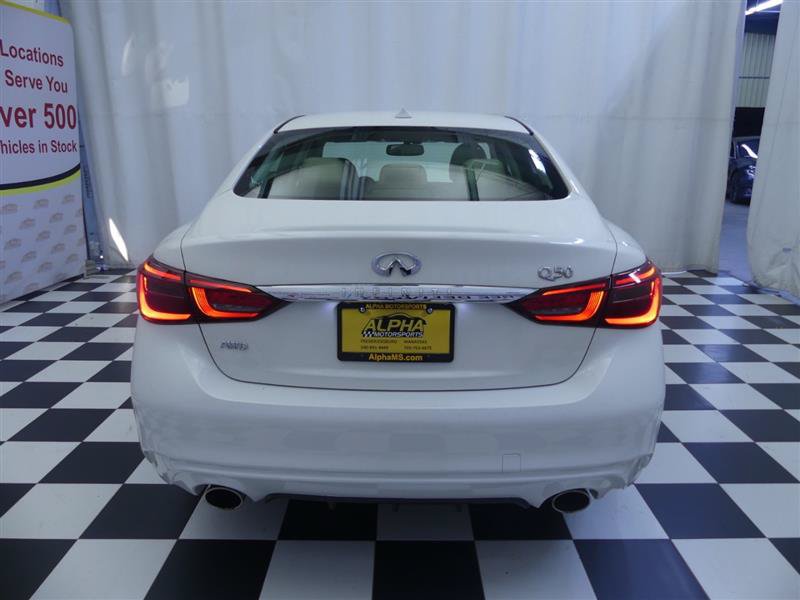 Used 2019 INFINITI Q50 Luxe w/ Essential Package (3.0T Luxe) AWD/4WD image 6