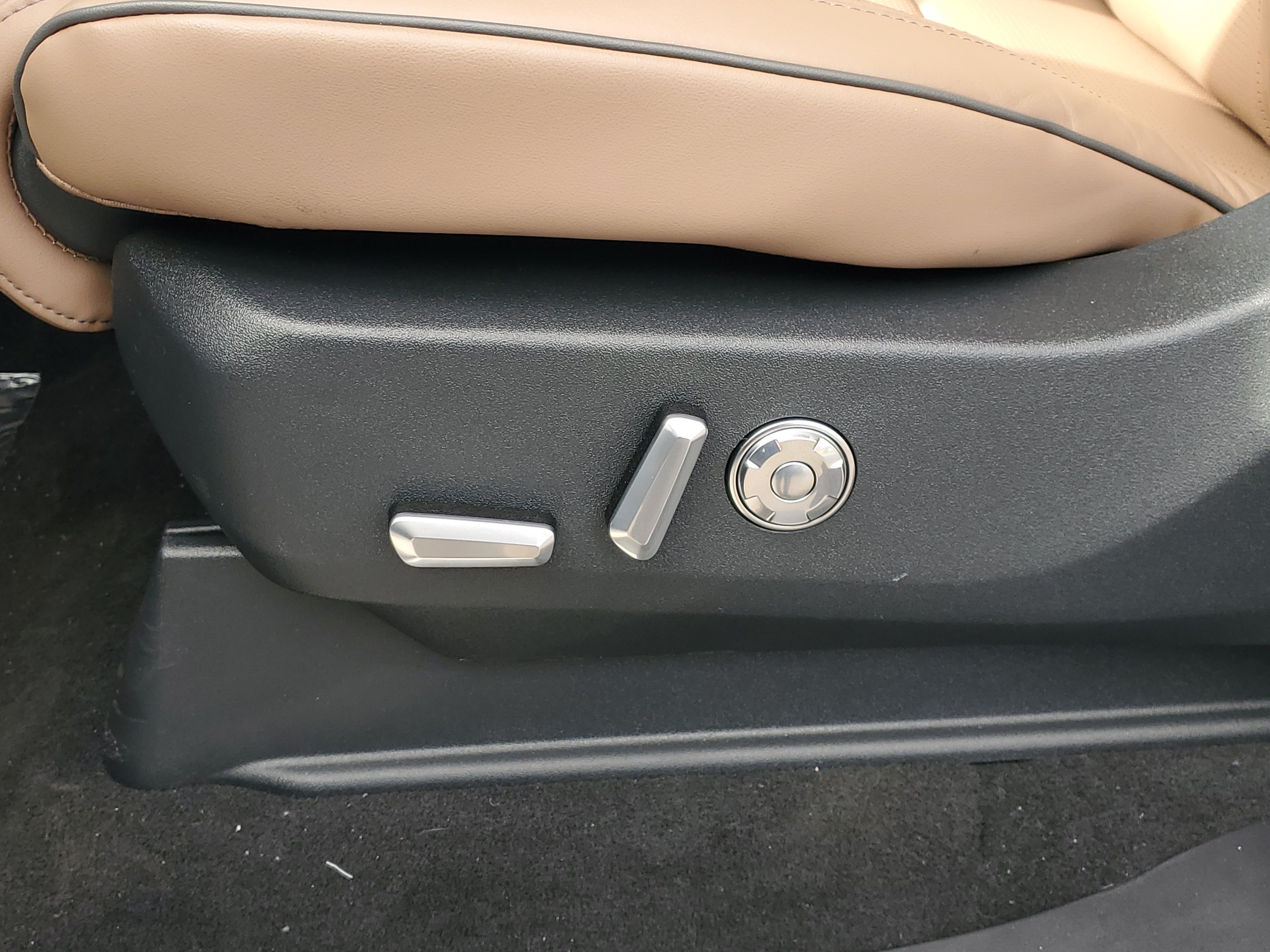 New 2026 Lincoln Navigator Black Label AWD/4WD image 9