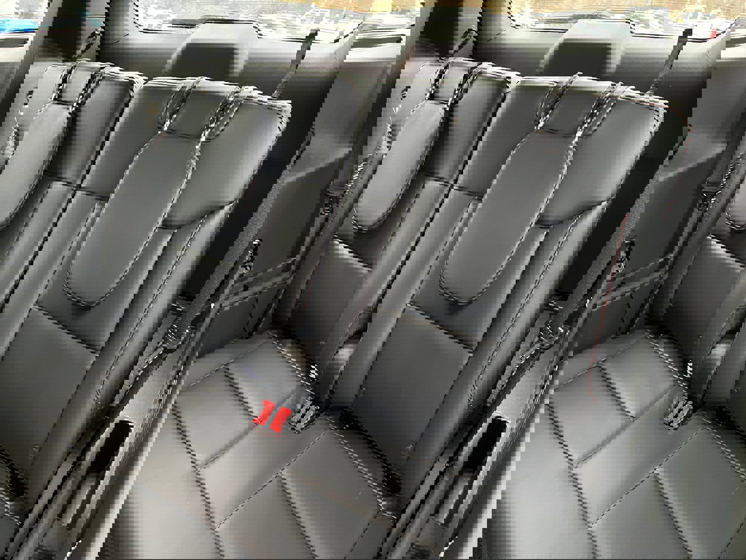 New 2026 Ford Explorer ST-Line w/ ST-Line Street Pack image 13