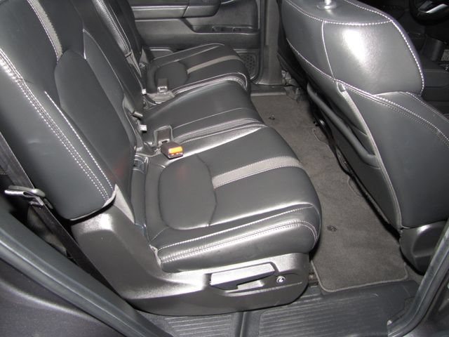 Certified 2025 Honda Pilot EX-L image 17