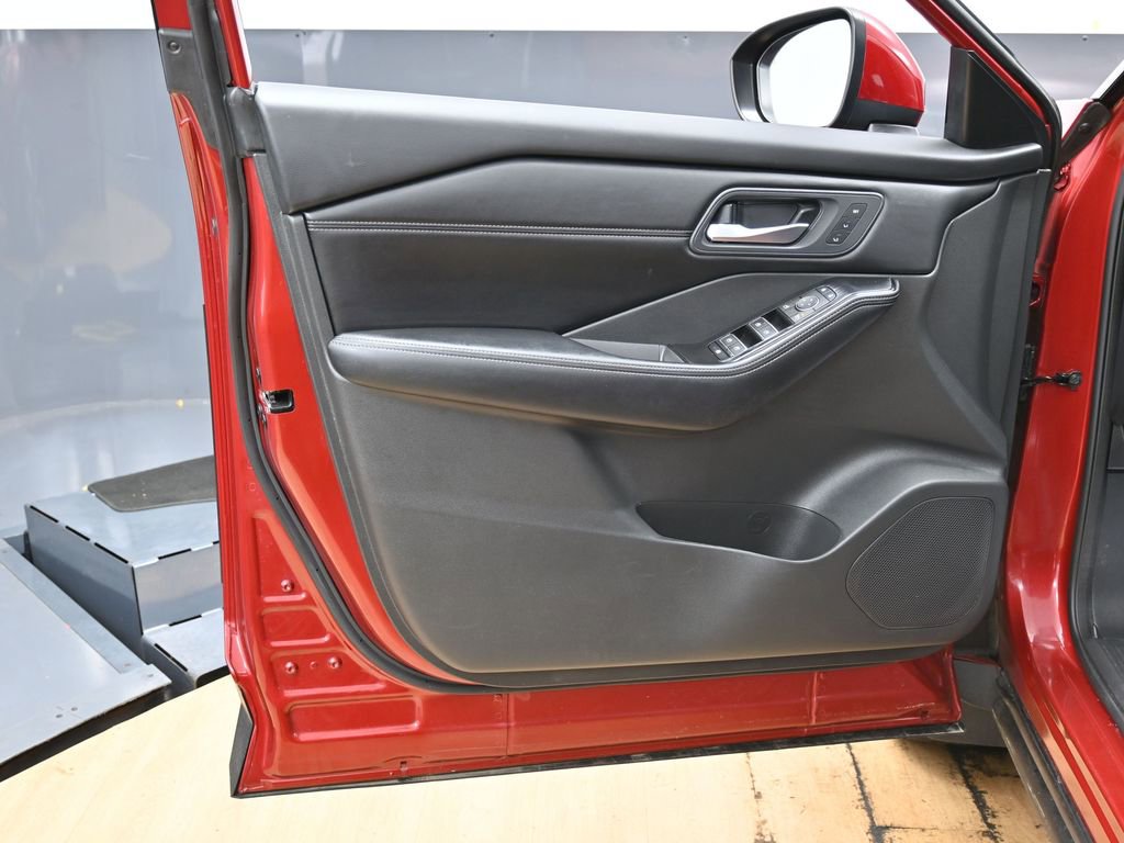 Used 2024 Nissan Rogue SL w/ SL Premium Package AWD/4WD image 42