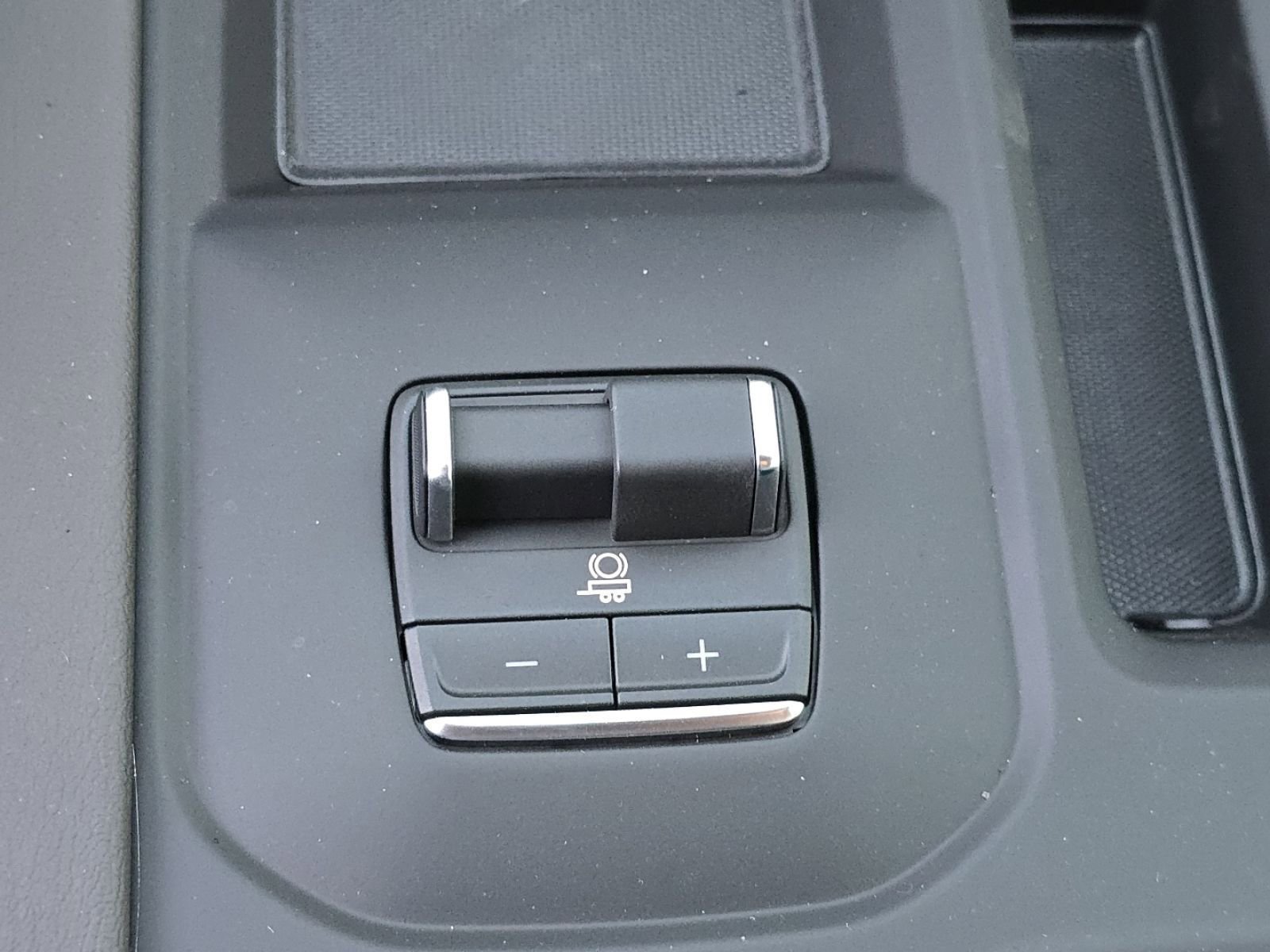 New 2026 GMC Sierra 2500 Denali w/ Denali Reserve Package image 11