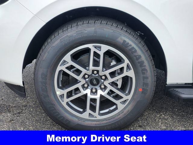 New 2026 Ford Expedition Max Active RWD image 10