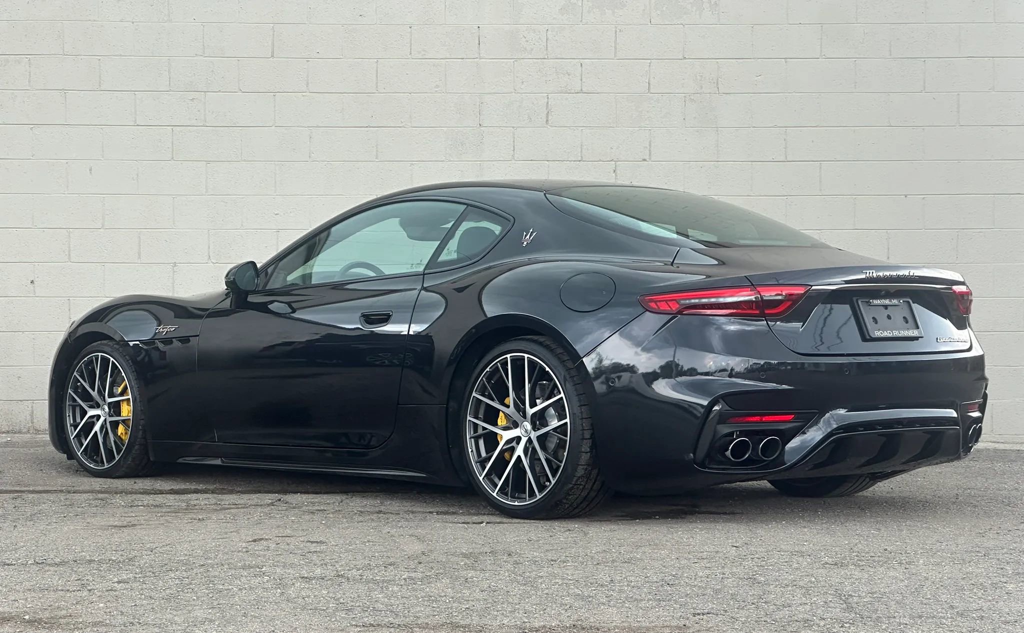 Used 2024 Maserati GranTurismo Trofeo AWD/4WD image 5