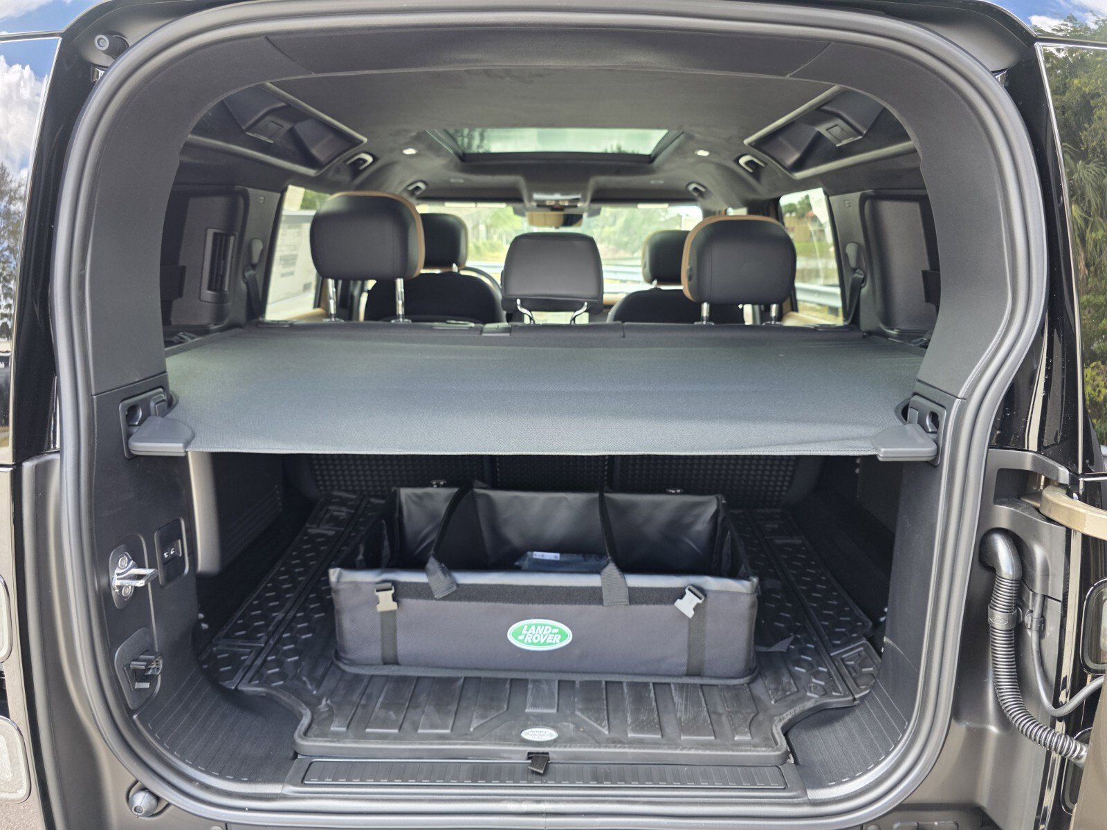 New 2026 Land Rover Defender 110 X image 14