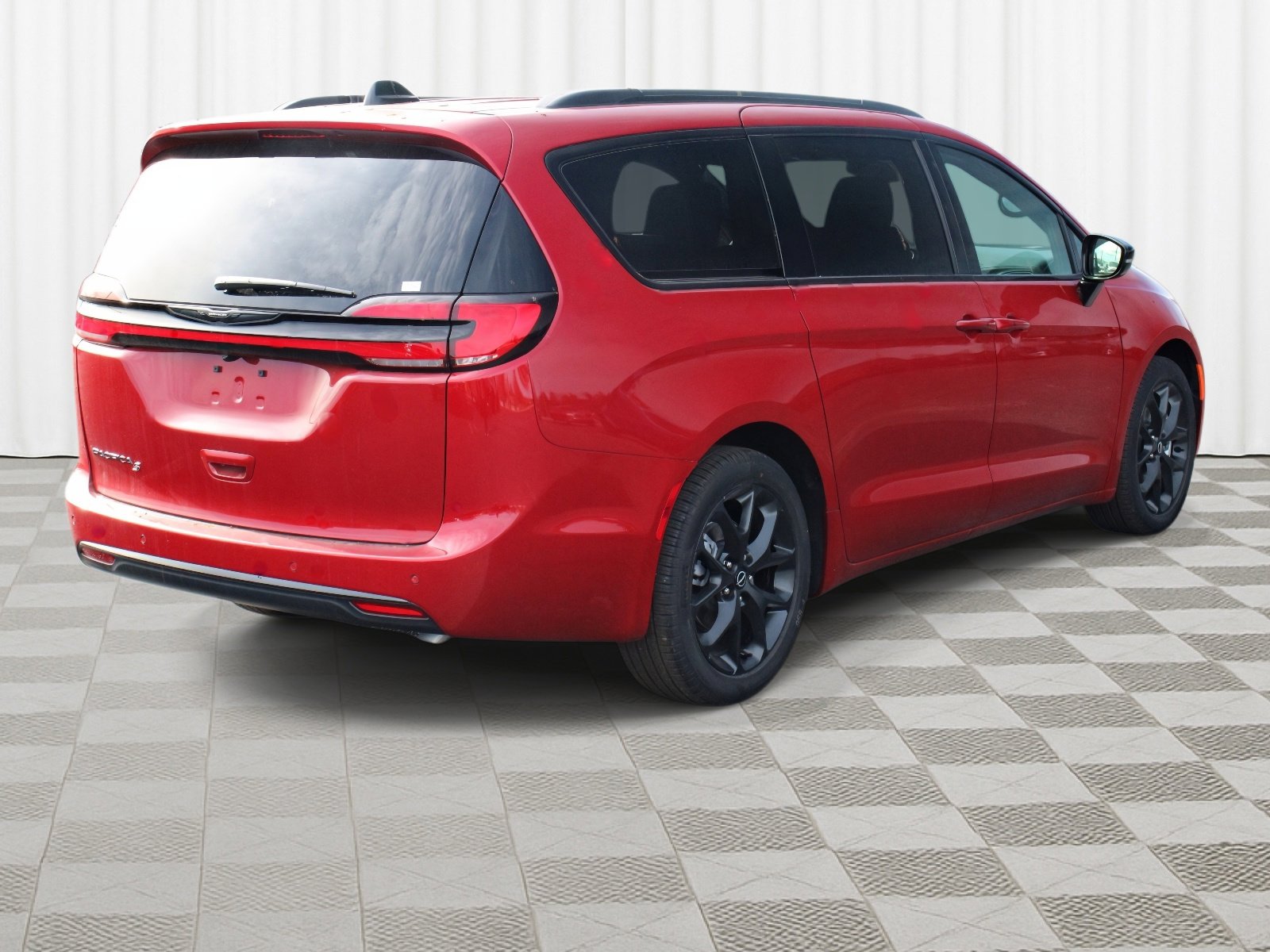 New 2026 Chrysler Pacifica Select w/ S Appearance Package image 32