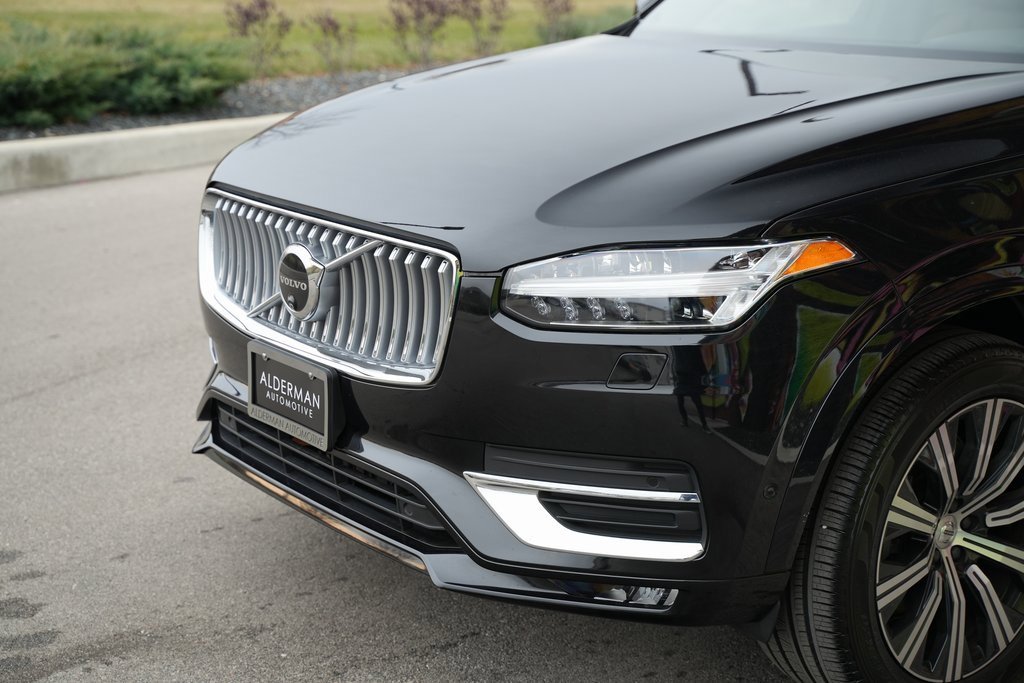Used 2024 Volvo XC90 B6 Plus w/ Protection Package image 8