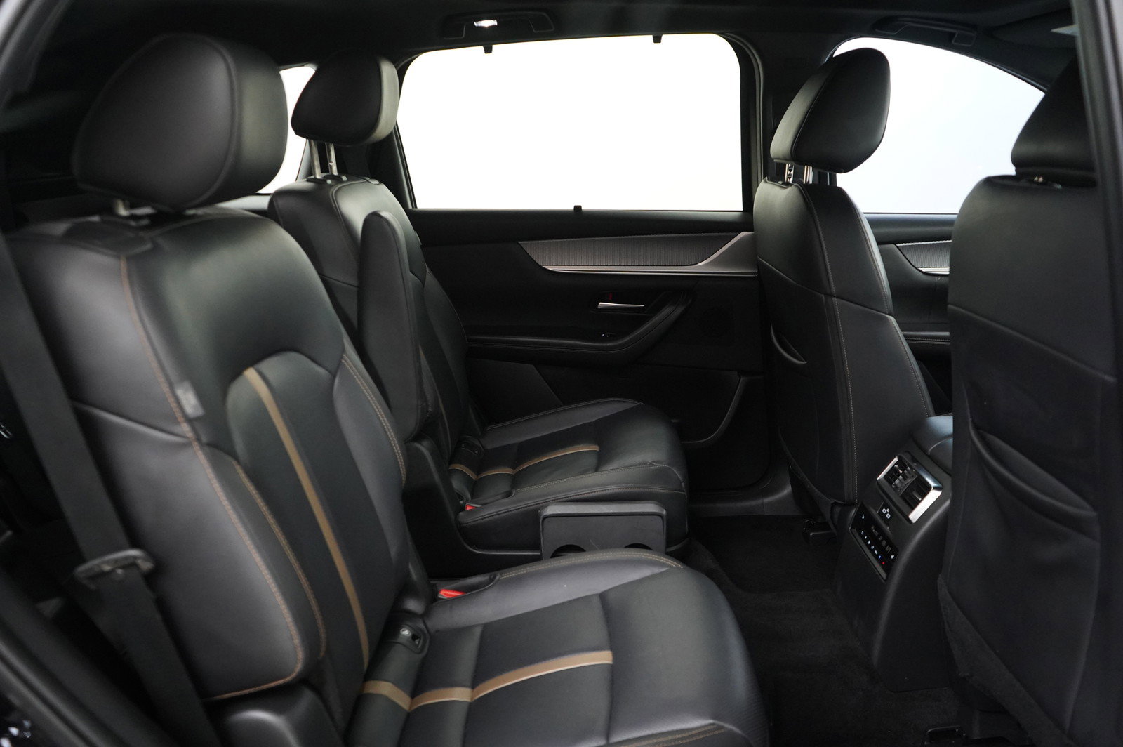 Certified 2024 MAZDA CX-90 Plug-In Hybrid w/ Premium Plus image 13