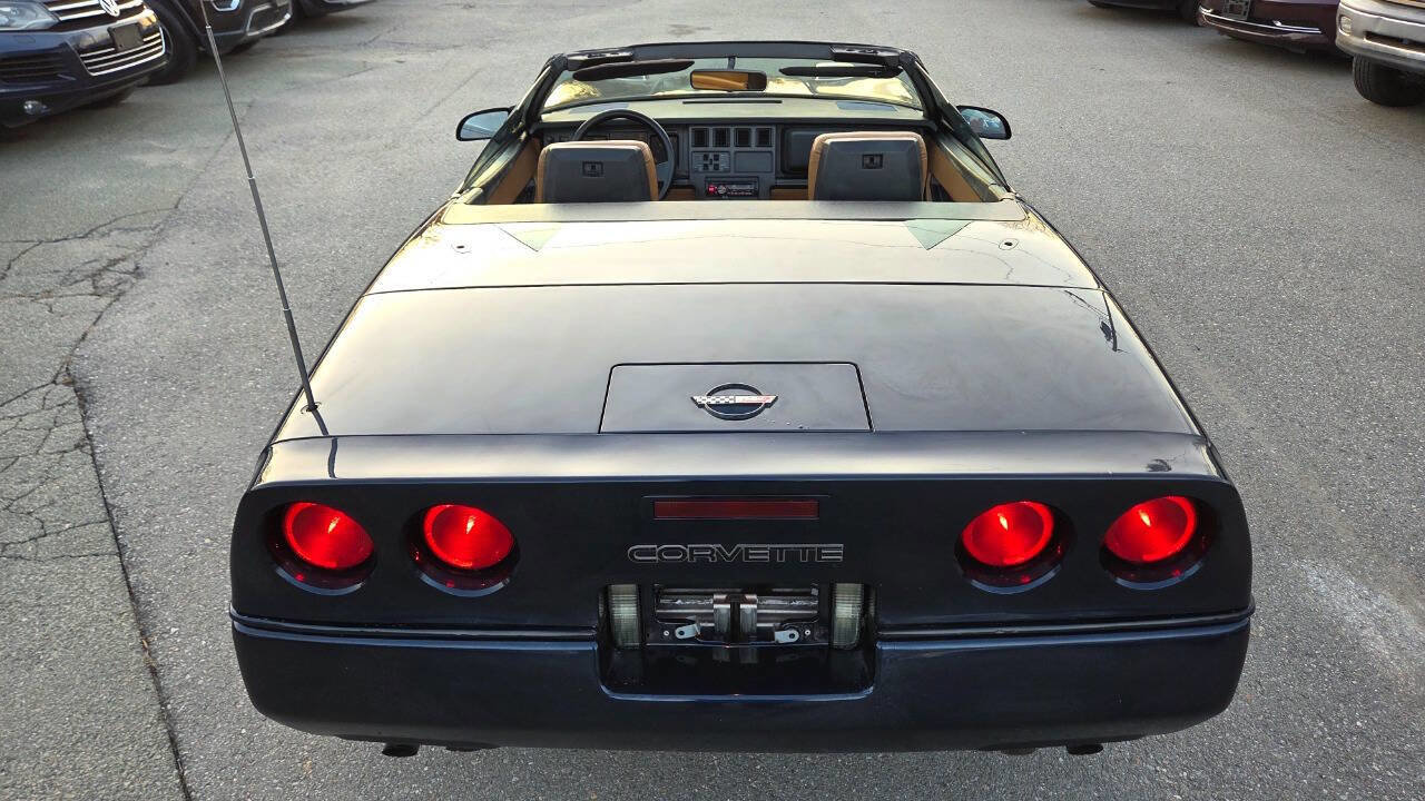 Used 1989 Chevrolet Corvette Convertible RWD image 14