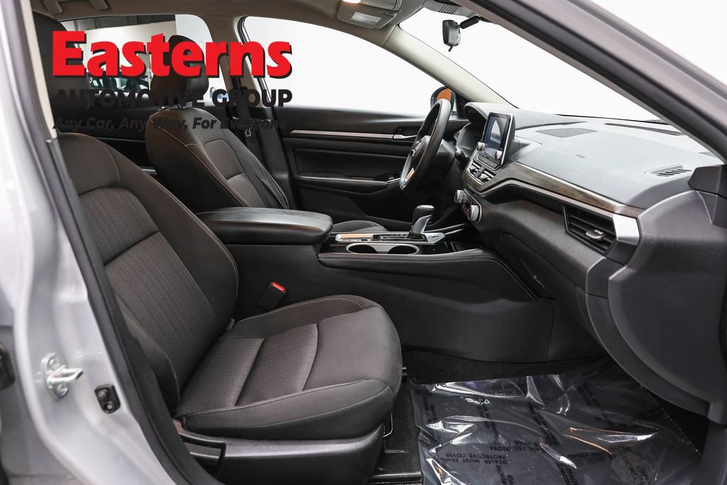 Used 2023 Nissan Altima 2.5 SV AWD/4WD image 24