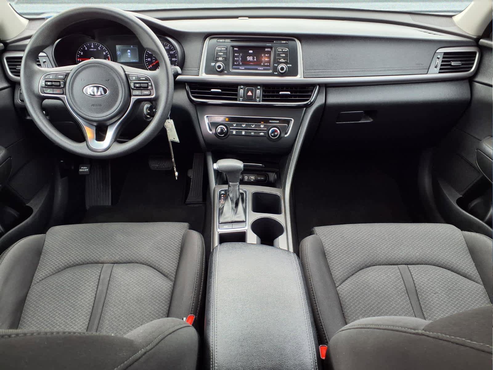 Used 2017 Kia Optima LX FWD image 9