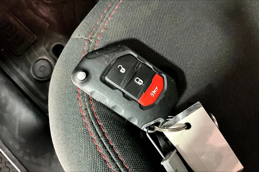 Used 2023 Jeep Wrangler Unlimited Rubicon w/ LED Lighting Group image 13