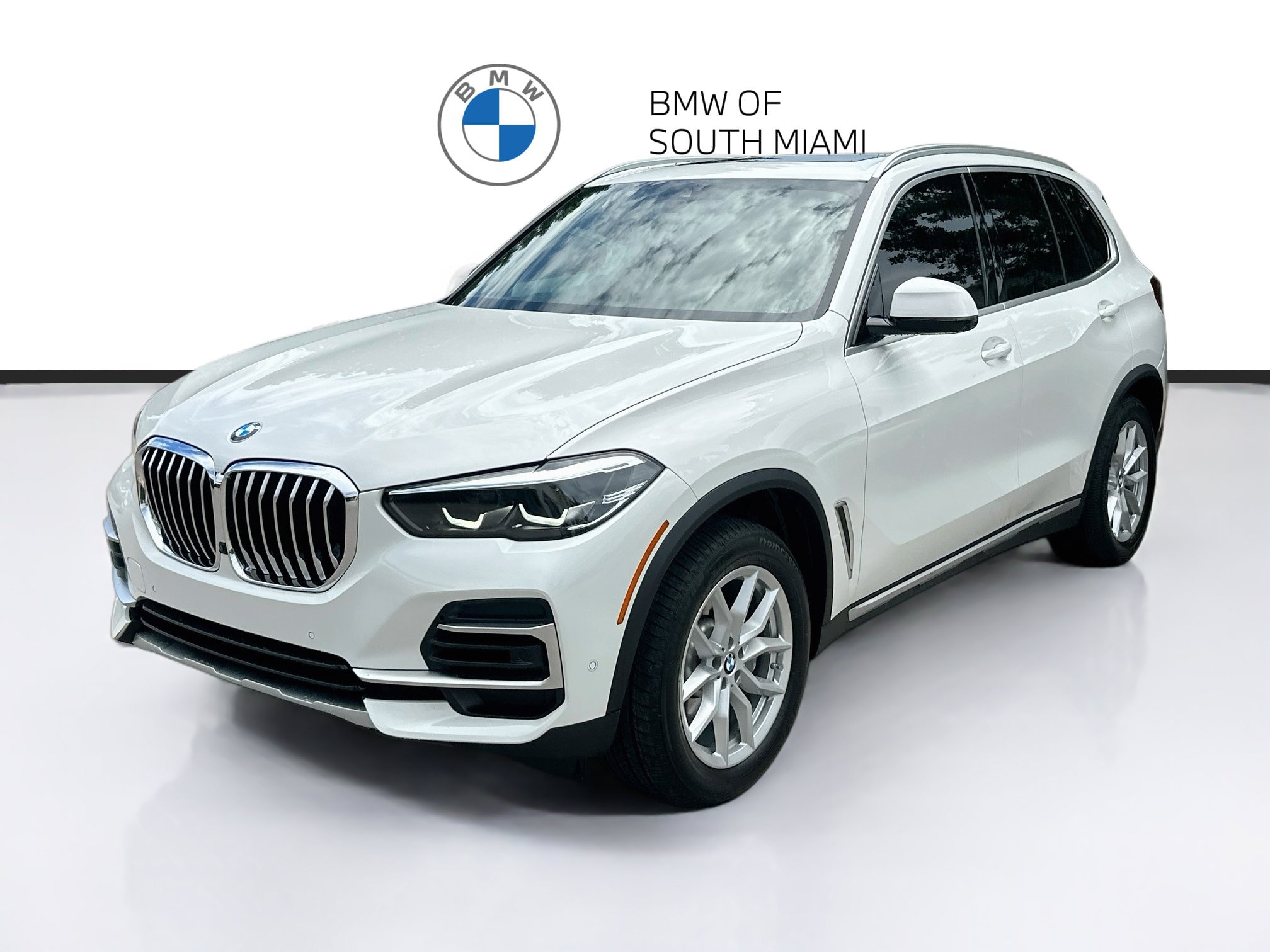 Certified 2023 BMW X5 sDrive40i w/ Parking Assistance Package RWD image 3