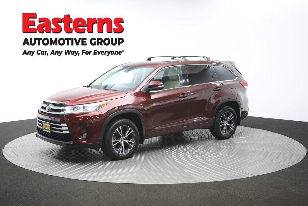 Used 2018 Toyota Highlander Plus AWD/4WD image 56