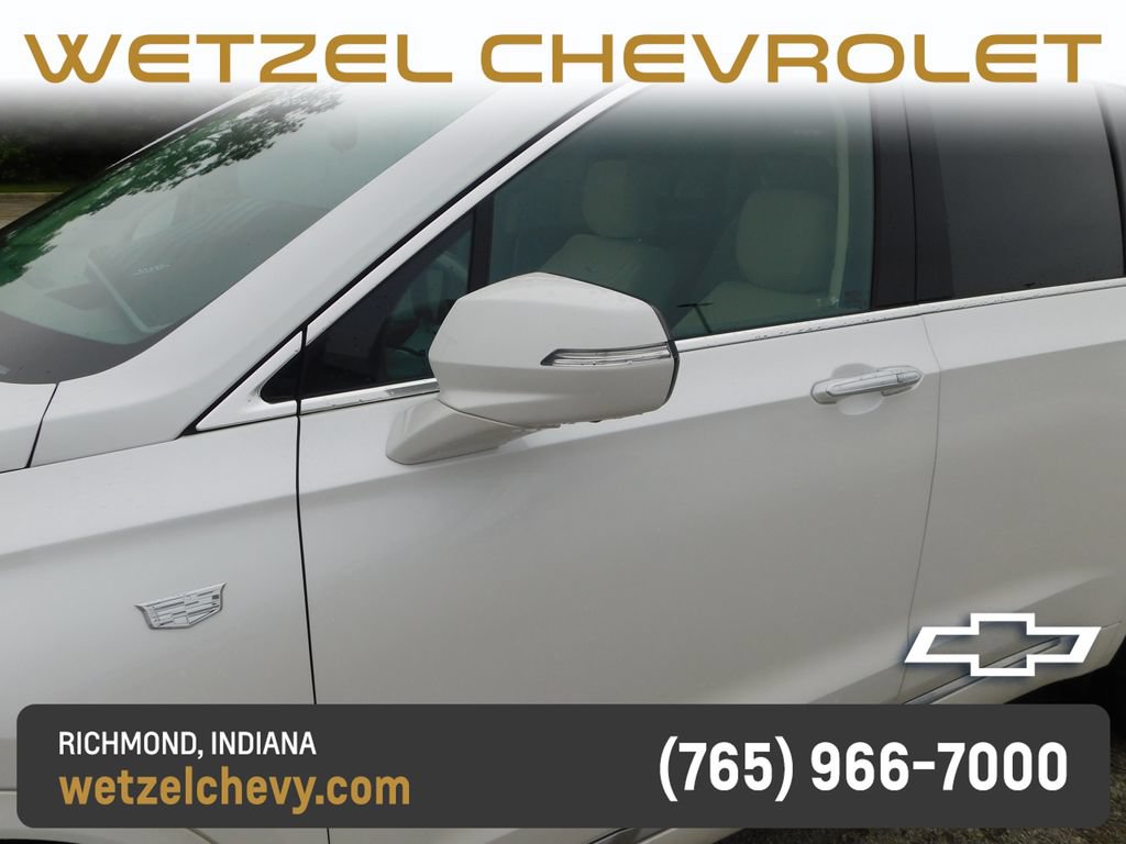 Used 2023 Cadillac XT6 Premium Luxury w/ Technology Package AWD/4WD image 11