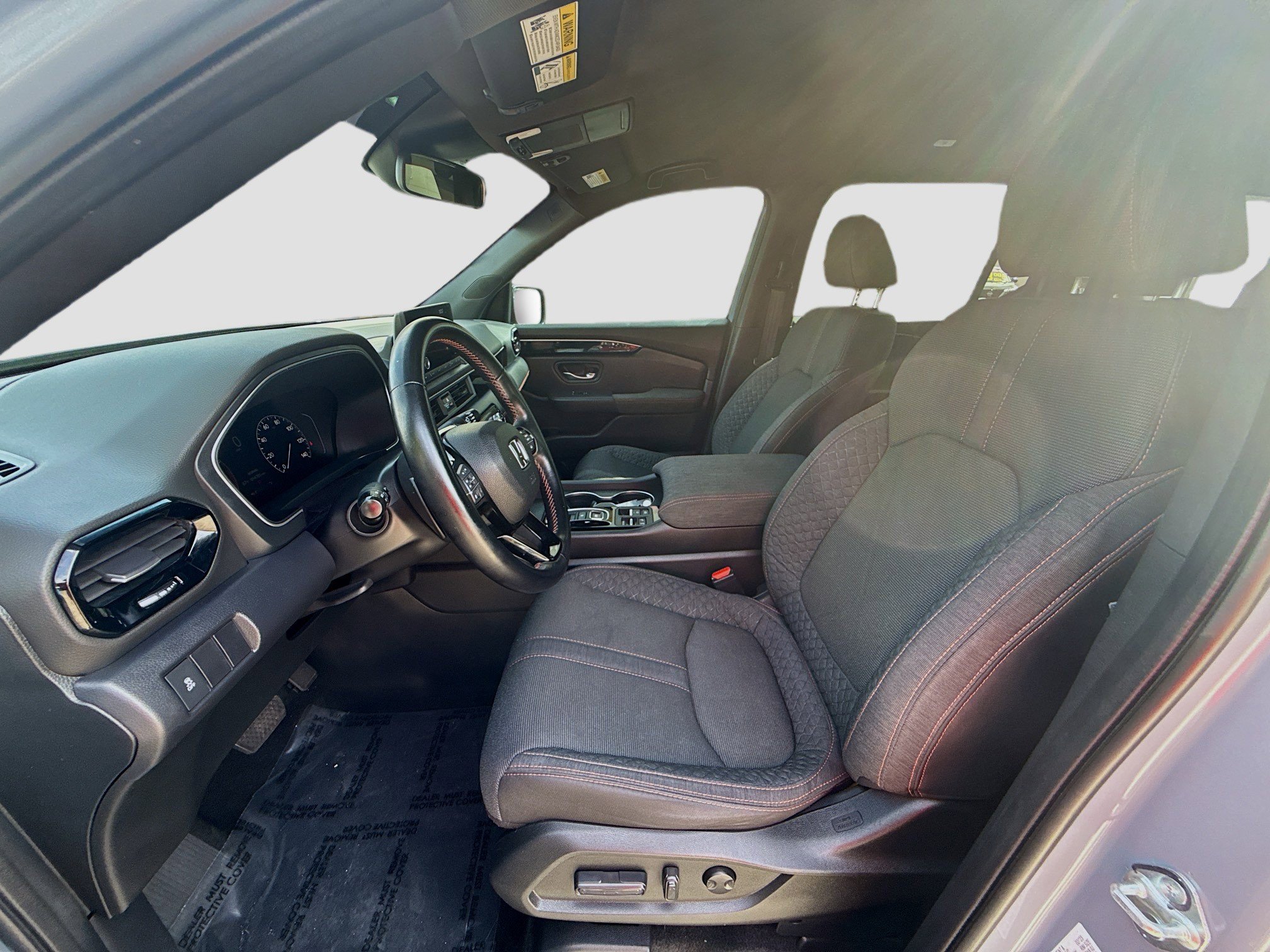 Used 2023 Honda Pilot Sport image 18