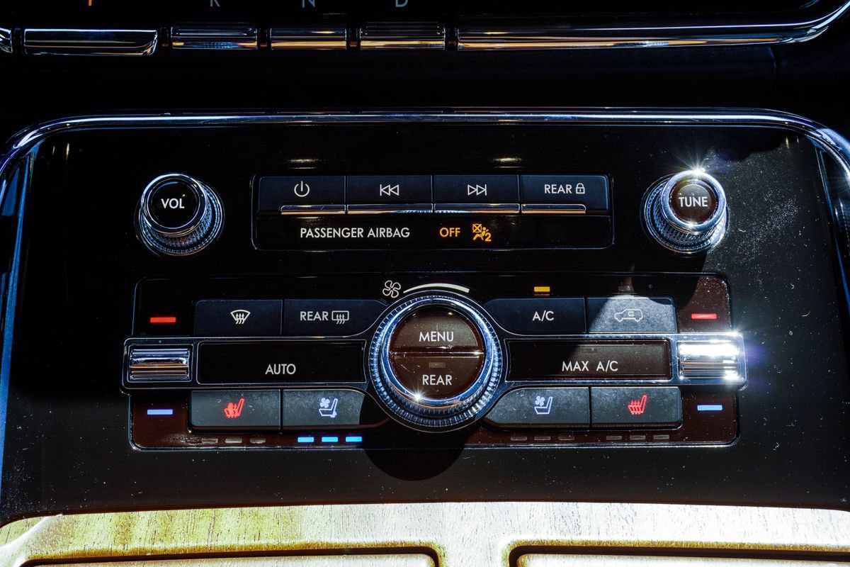 Used 2023 Lincoln Navigator L Black Label image 23