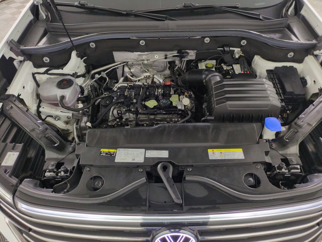 Used 2024 Volkswagen Atlas SE AWD/4WD image 23