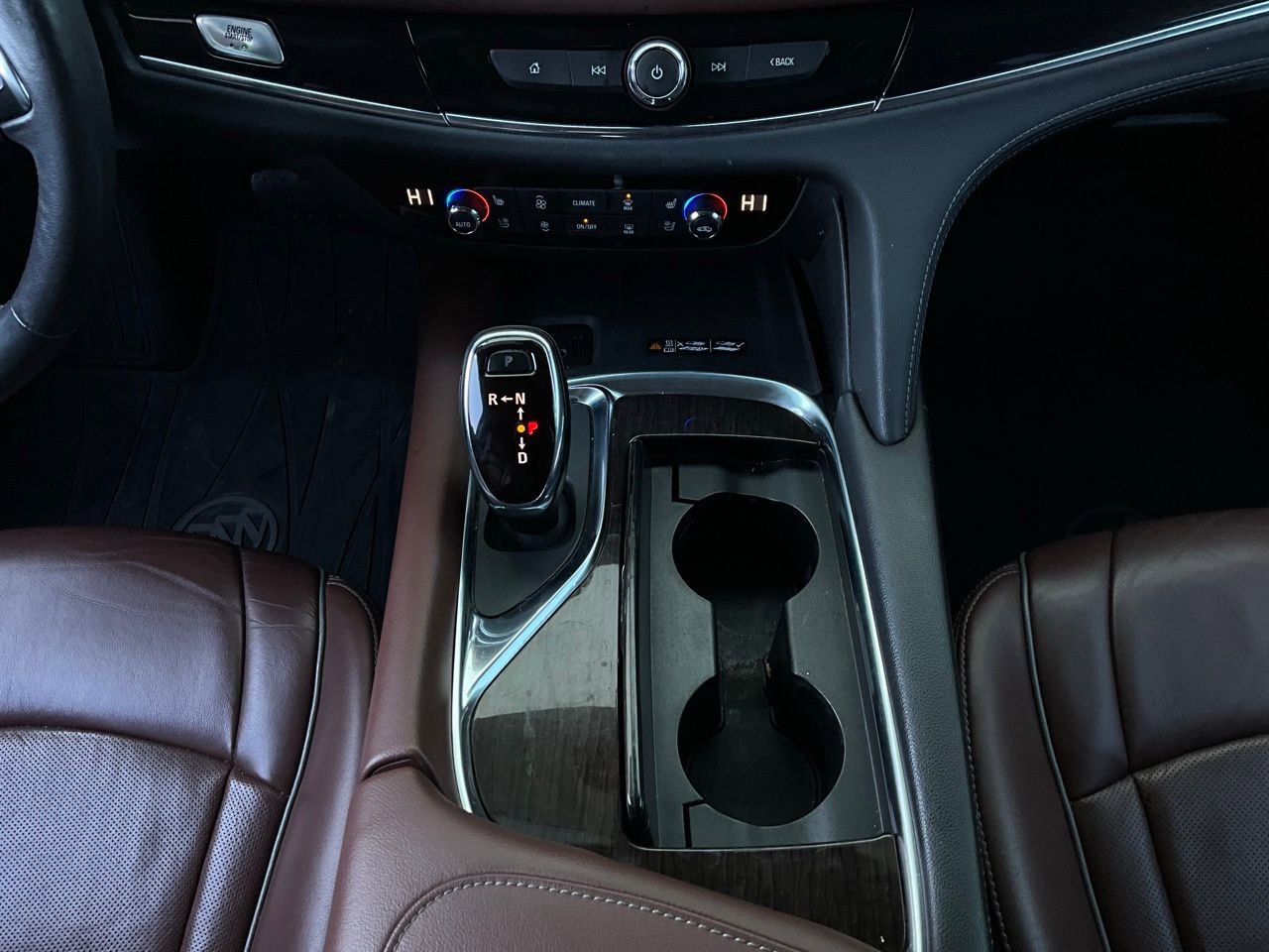 Used 2018 Buick Enclave Avenir w/ Avenir Technology Package image 17