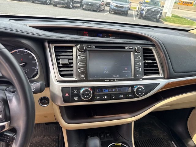 Certified 2018 Toyota Highlander Limited image 22