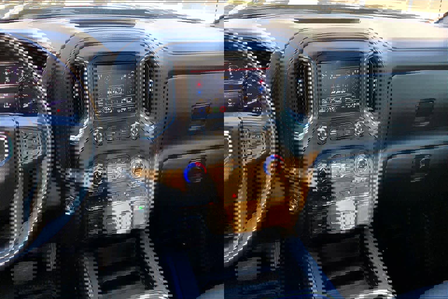 Used 2021 GMC Sierra 1500 AT4 AWD/4WD image 7