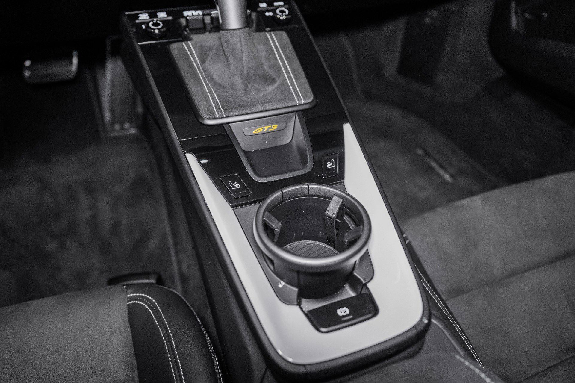 Used 2022 Porsche 911 GT3 image 40