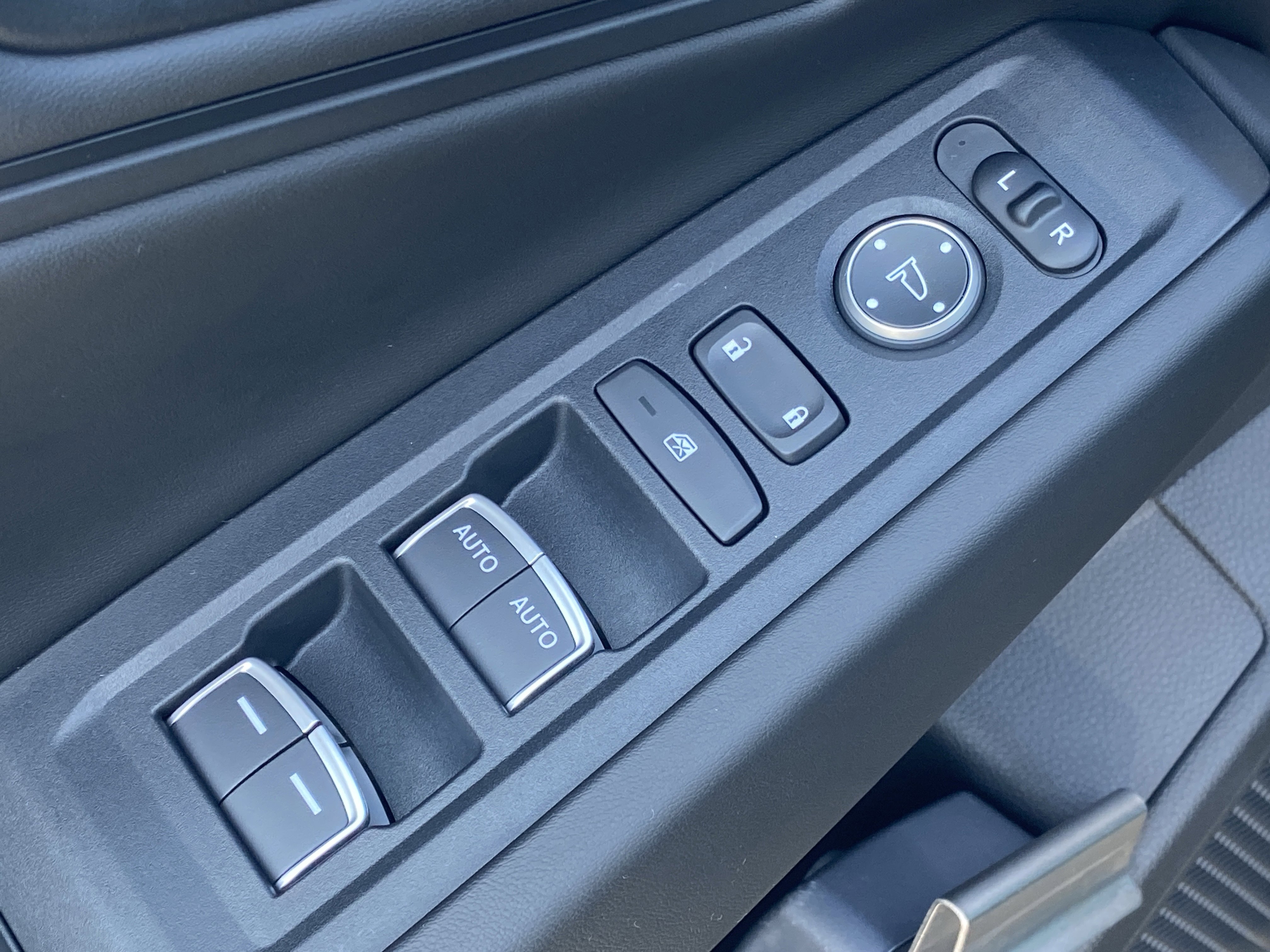 Certified 2025 Honda Accord SE image 17