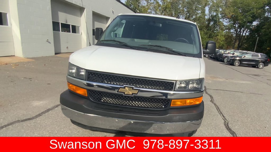 Certified 2024 Chevrolet Express 2500 w/ Driver Convenience Package RWD image 3