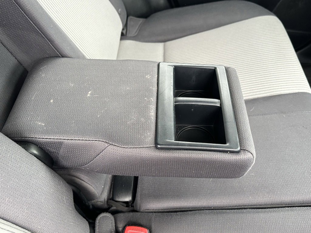 Used 2015 Toyota RAV4 XLE image 16