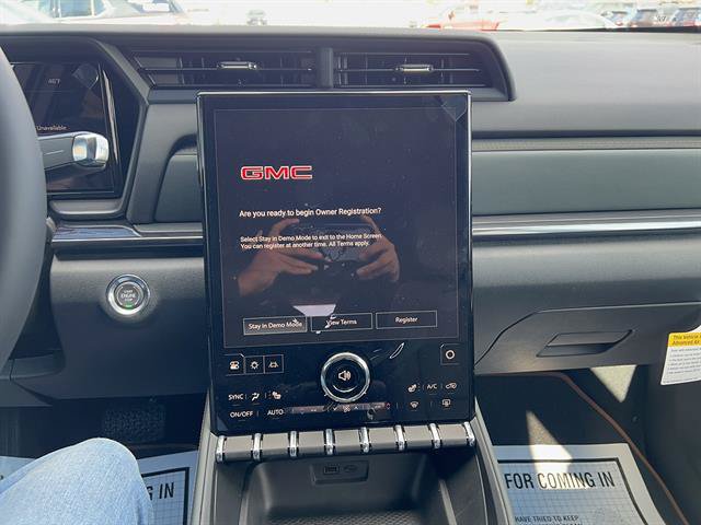 New 2026 GMC Terrain AT4 AWD/4WD image 24